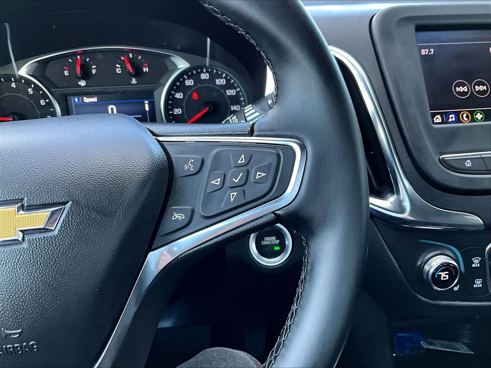 2024 Chevrolet Equinox LT - Photo 23