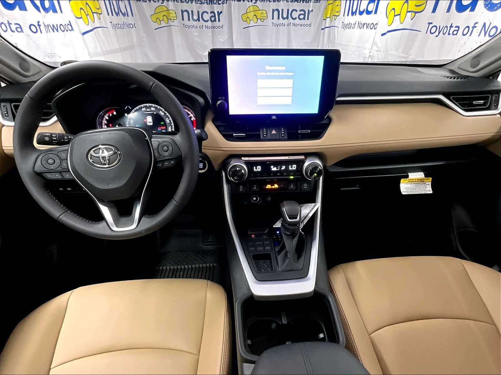 2025 Toyota RAV4 XLE Premium - Photo 12