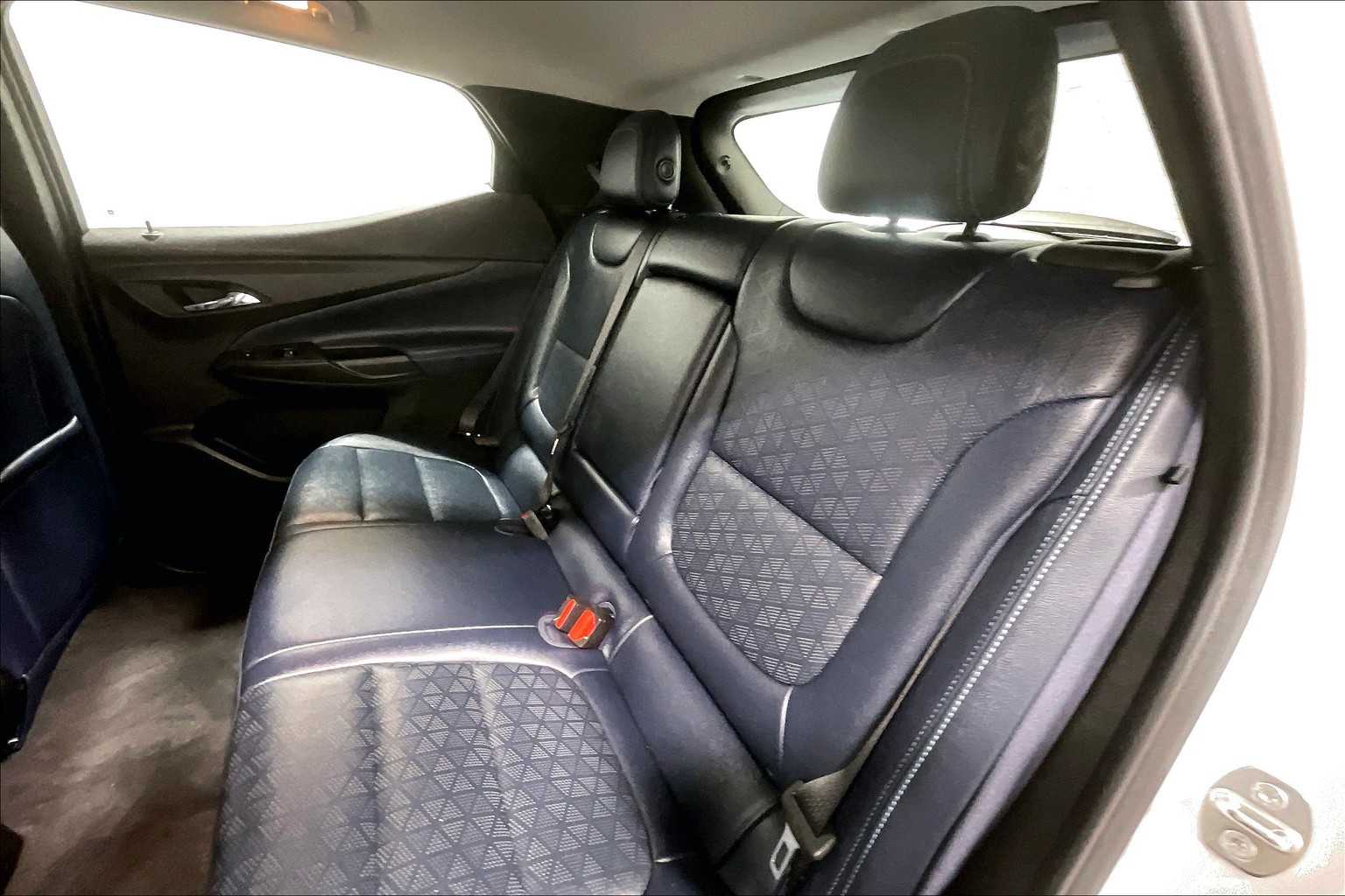2022 Chevrolet Bolt EUV Premier - Photo 15