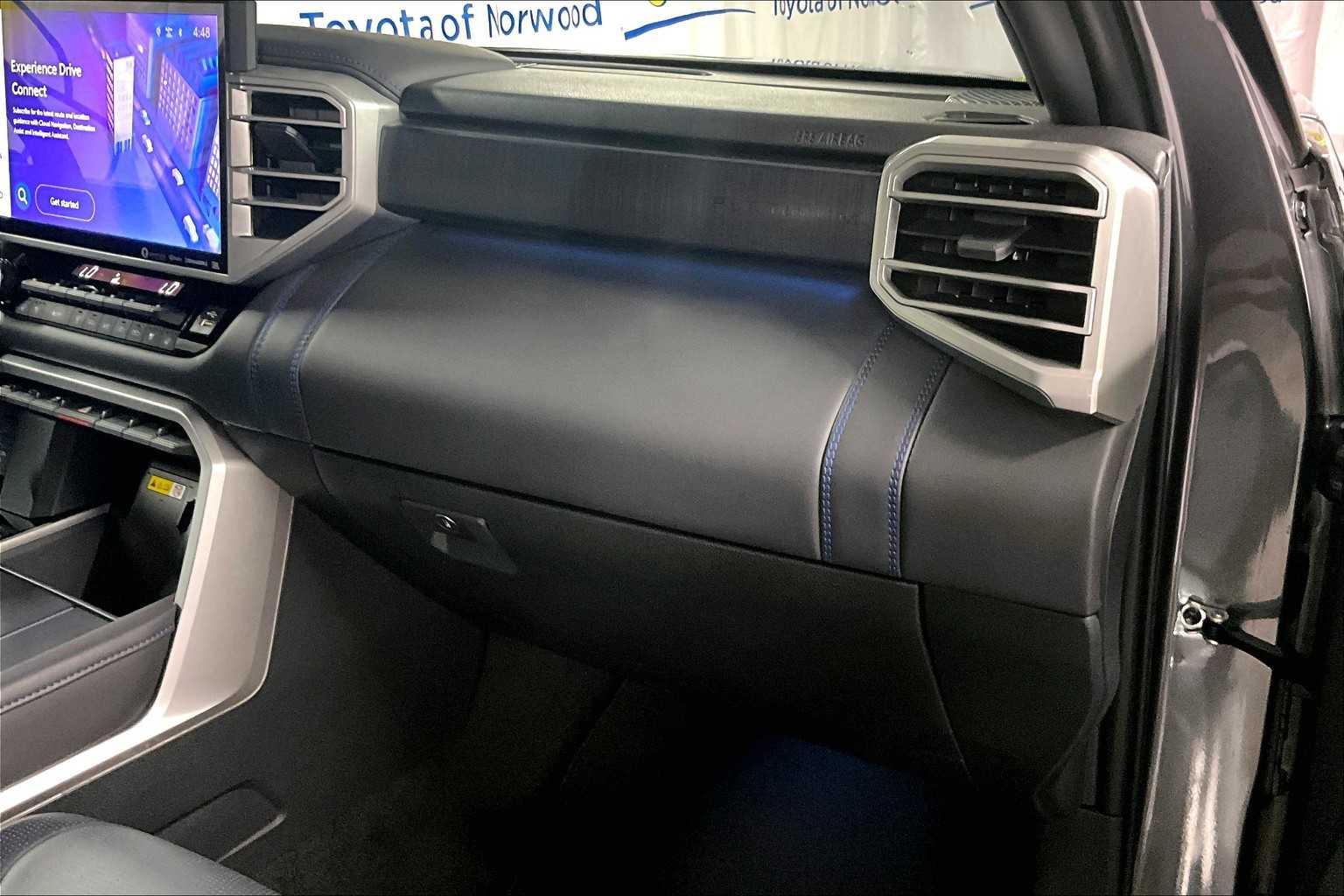 2024 Toyota Tundra Platinum - Photo 13