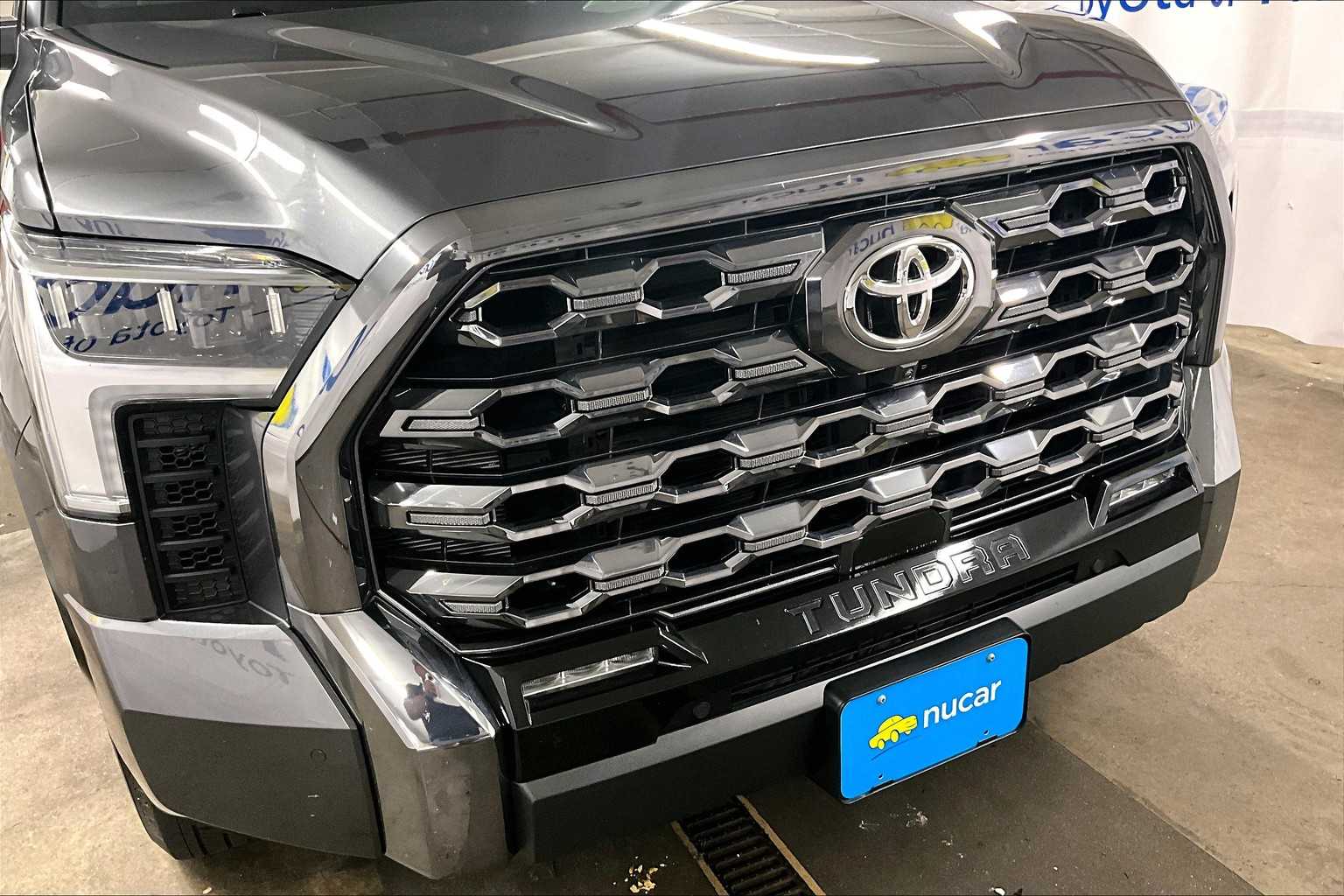 2024 Toyota Tundra Platinum - Photo 33