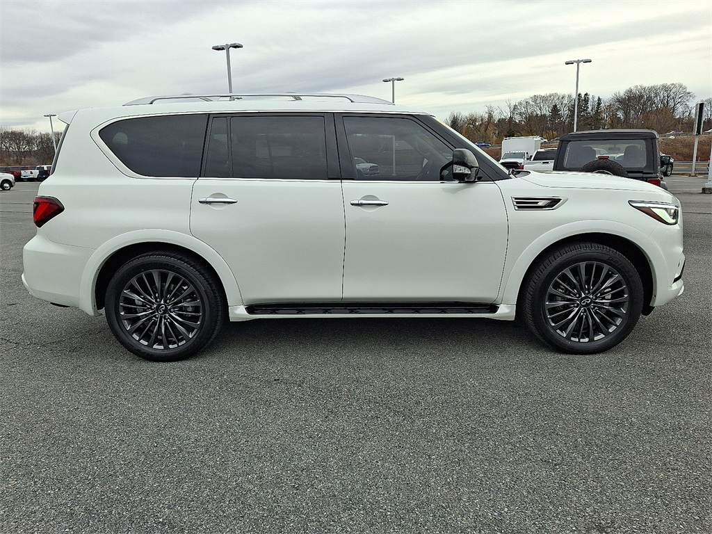 2023 INFINITI QX80 Premium Select - Photo 8