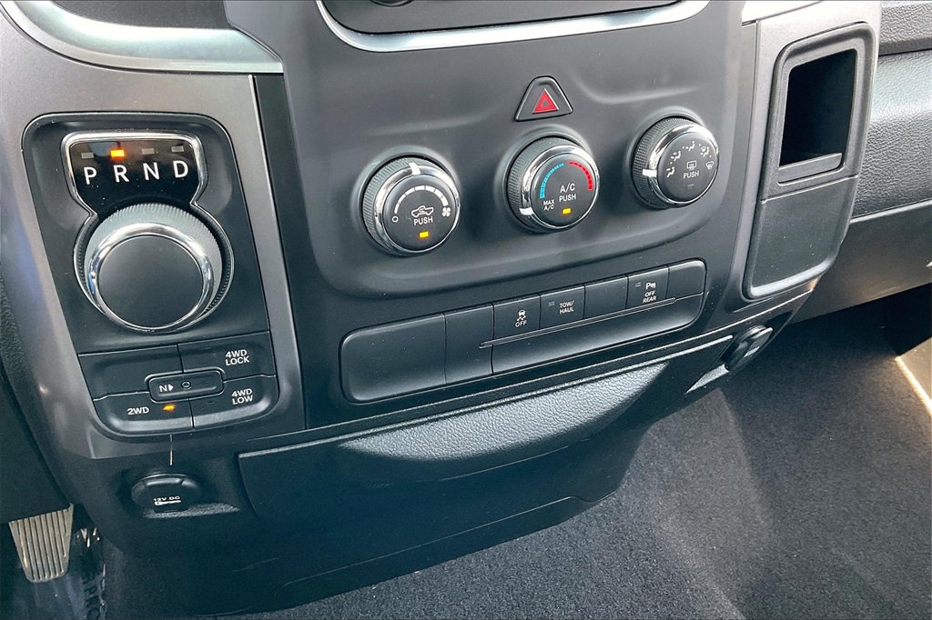 2023 Ram 1500 Classic Warlock - Photo 24