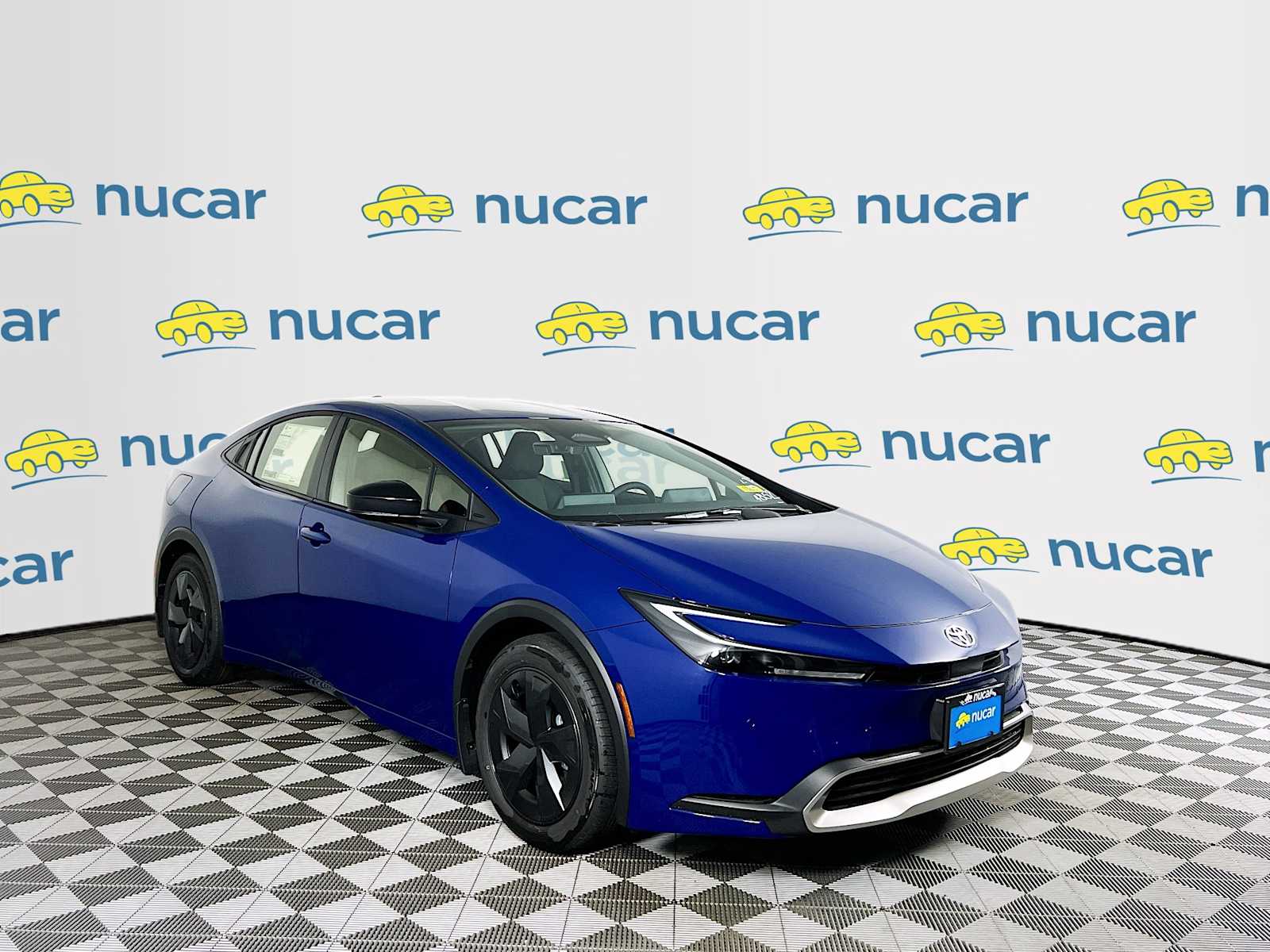 2025 Toyota Prius Plug-In Hybrid SE
