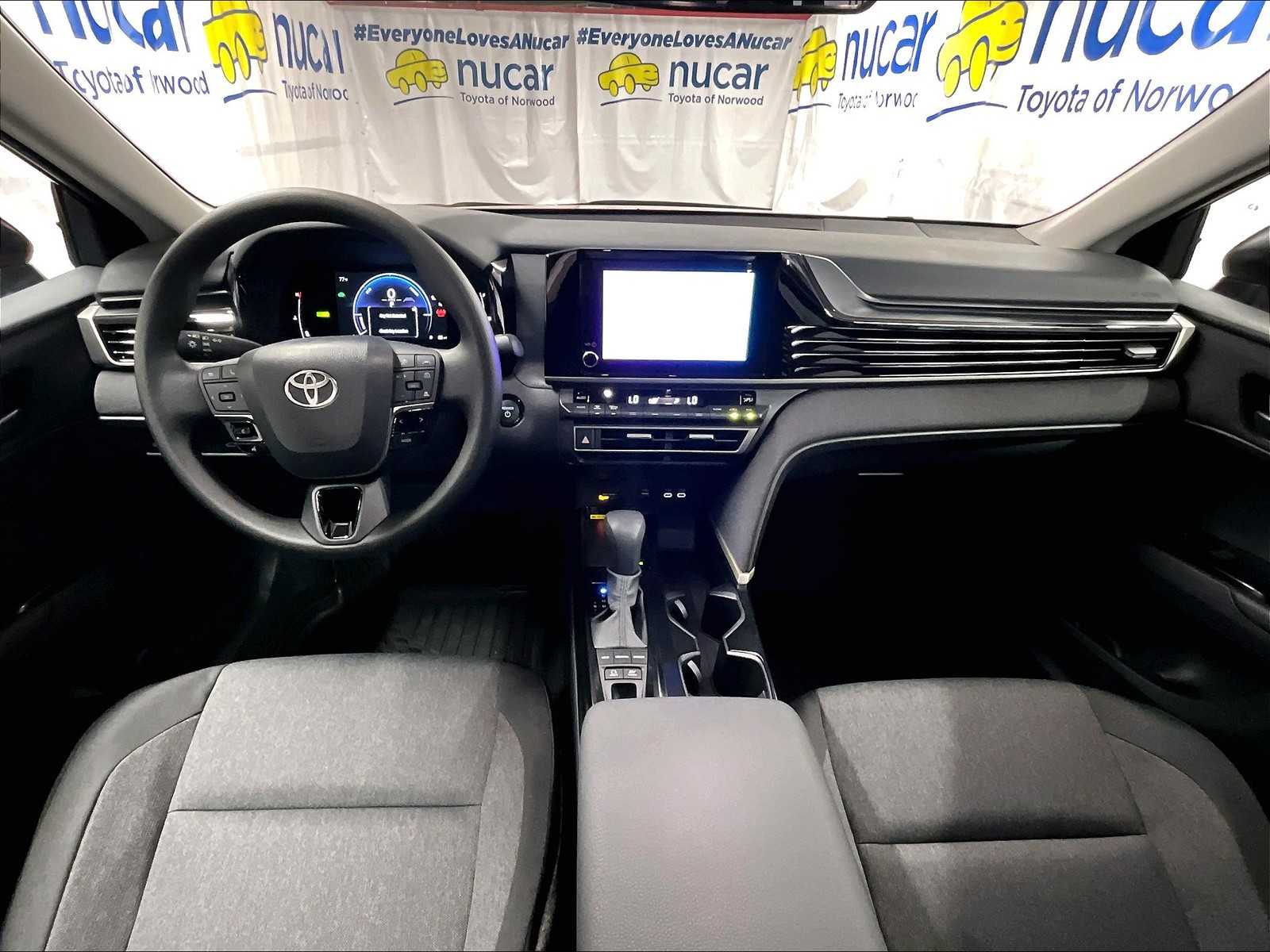2026 Toyota Camry LE - Photo 12