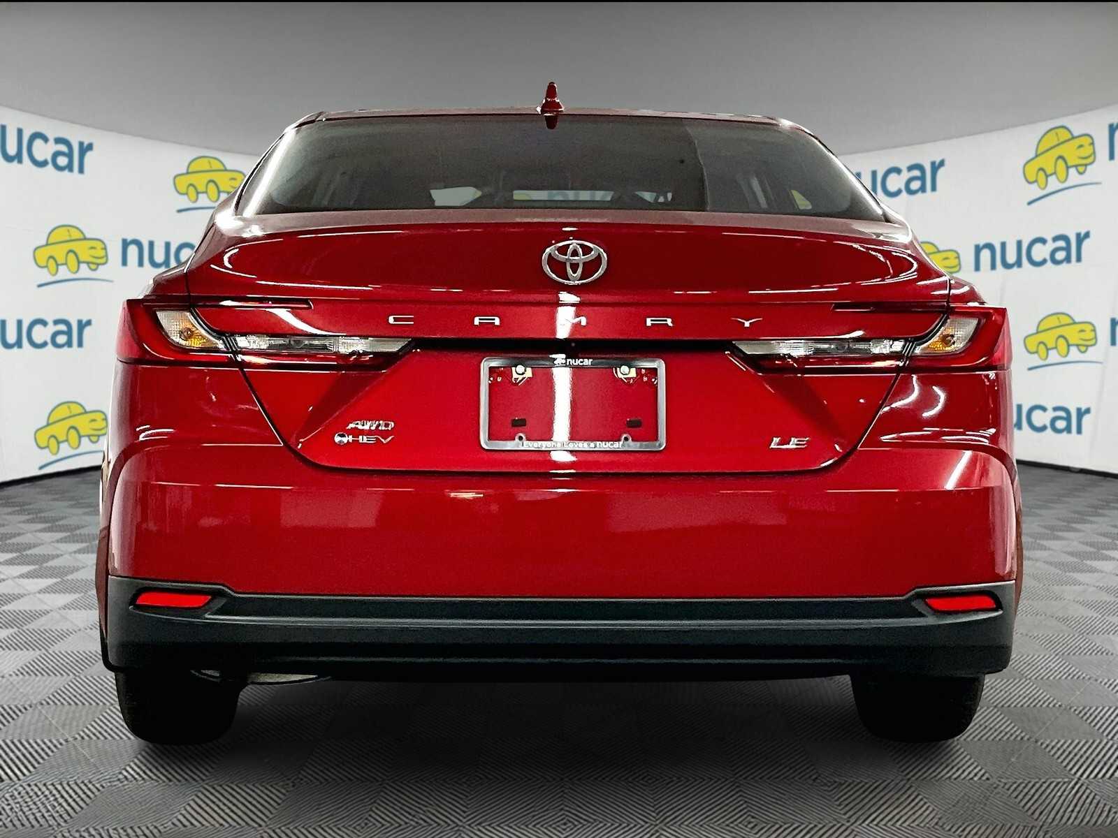 2026 Toyota Camry LE - Photo 6