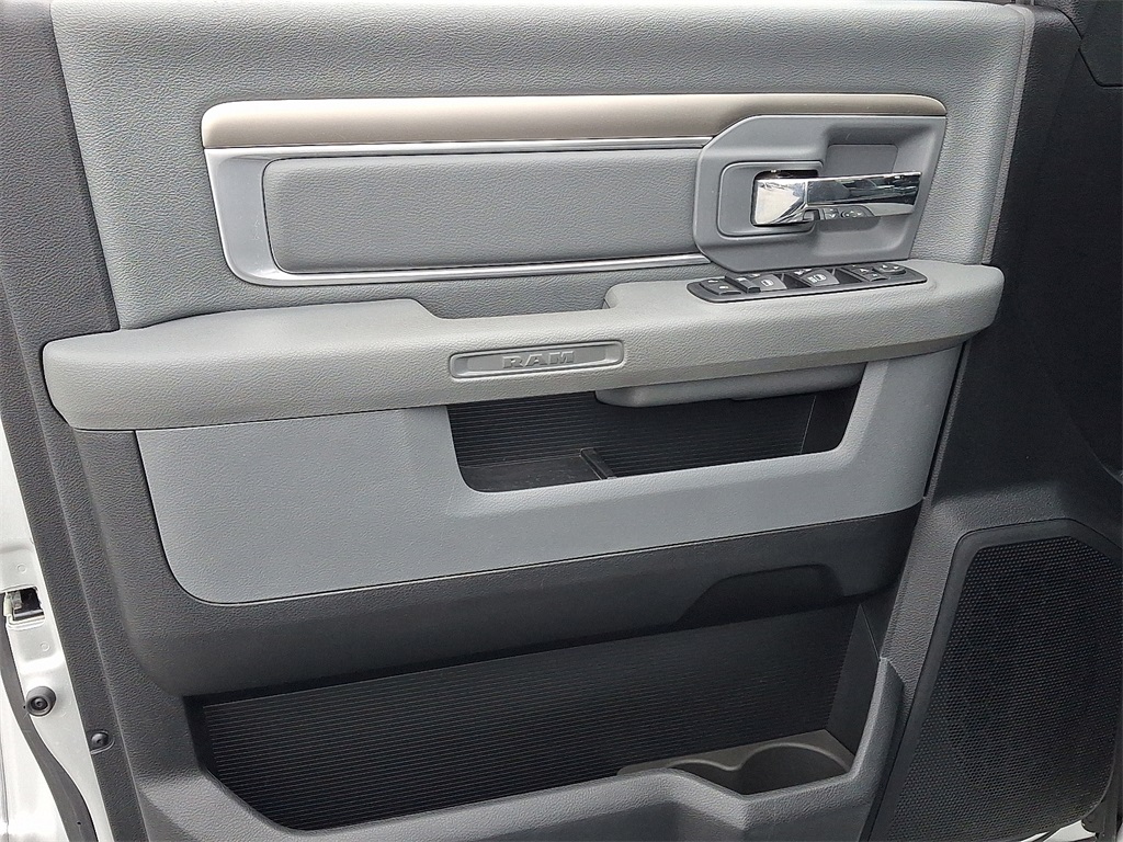 2017 Ram 3500 Big Horn - Photo 13