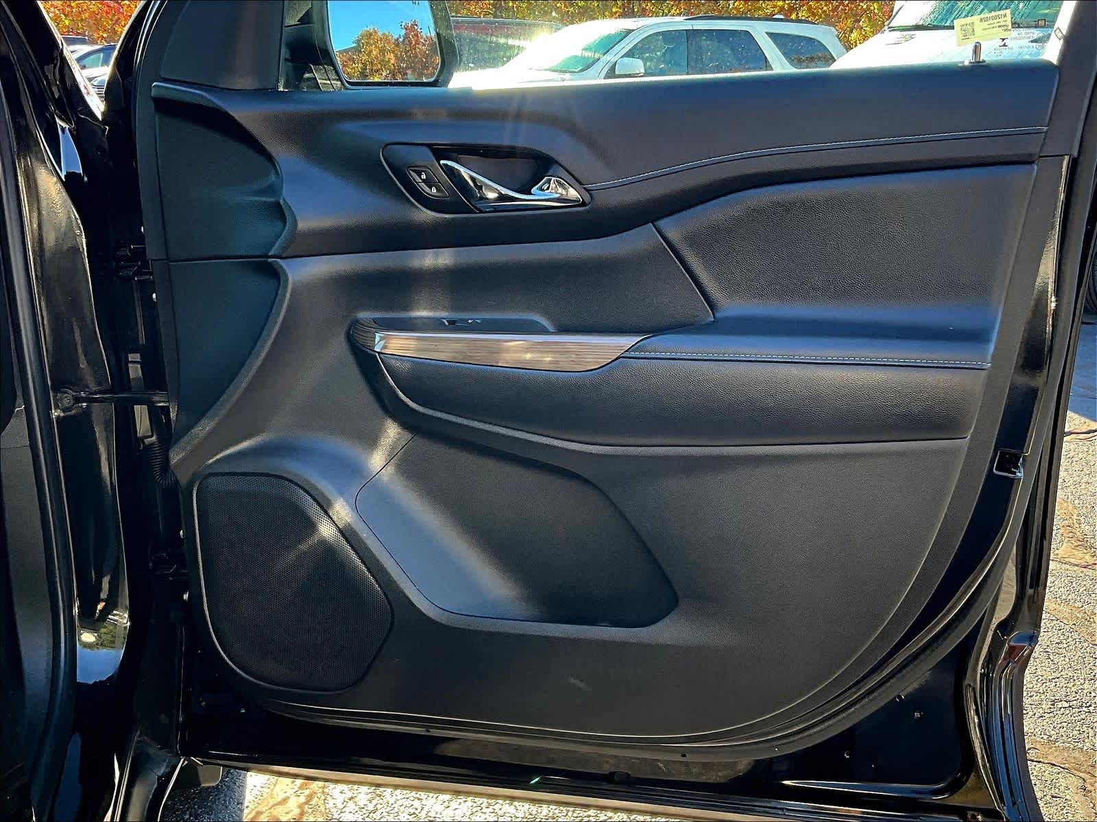 2021 GMC Acadia SLE - Photo 12