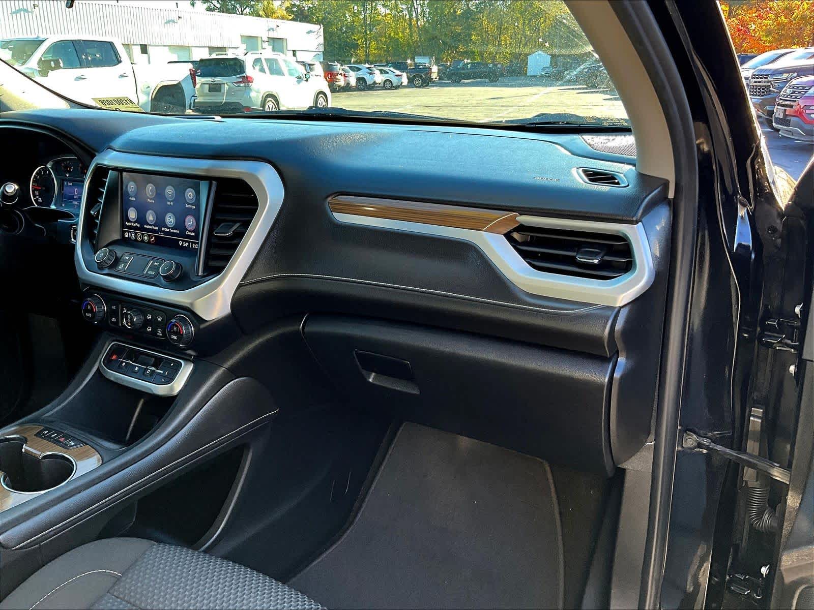 2021 GMC Acadia SLE - Photo 13