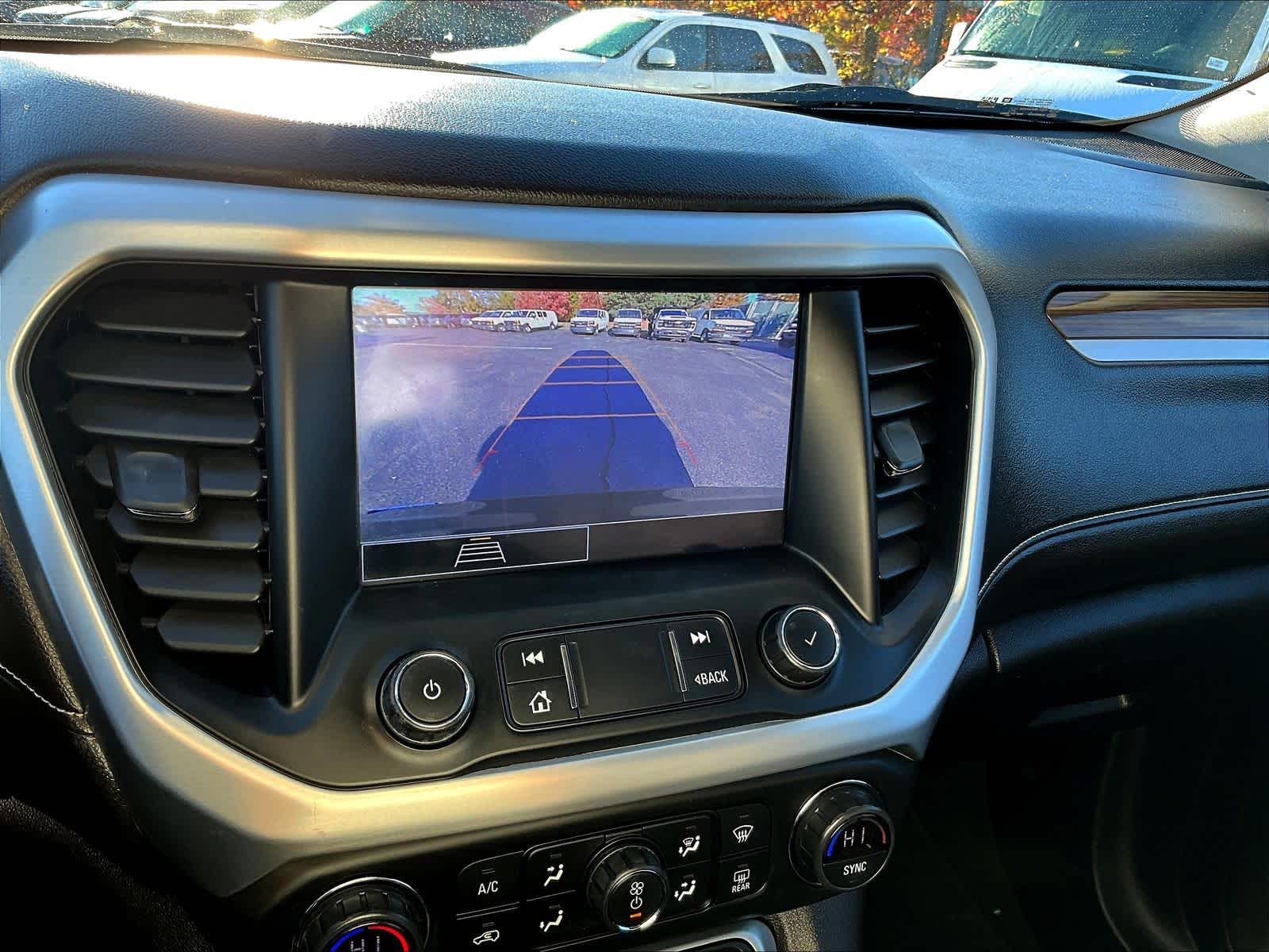 2021 GMC Acadia SLE - Photo 18