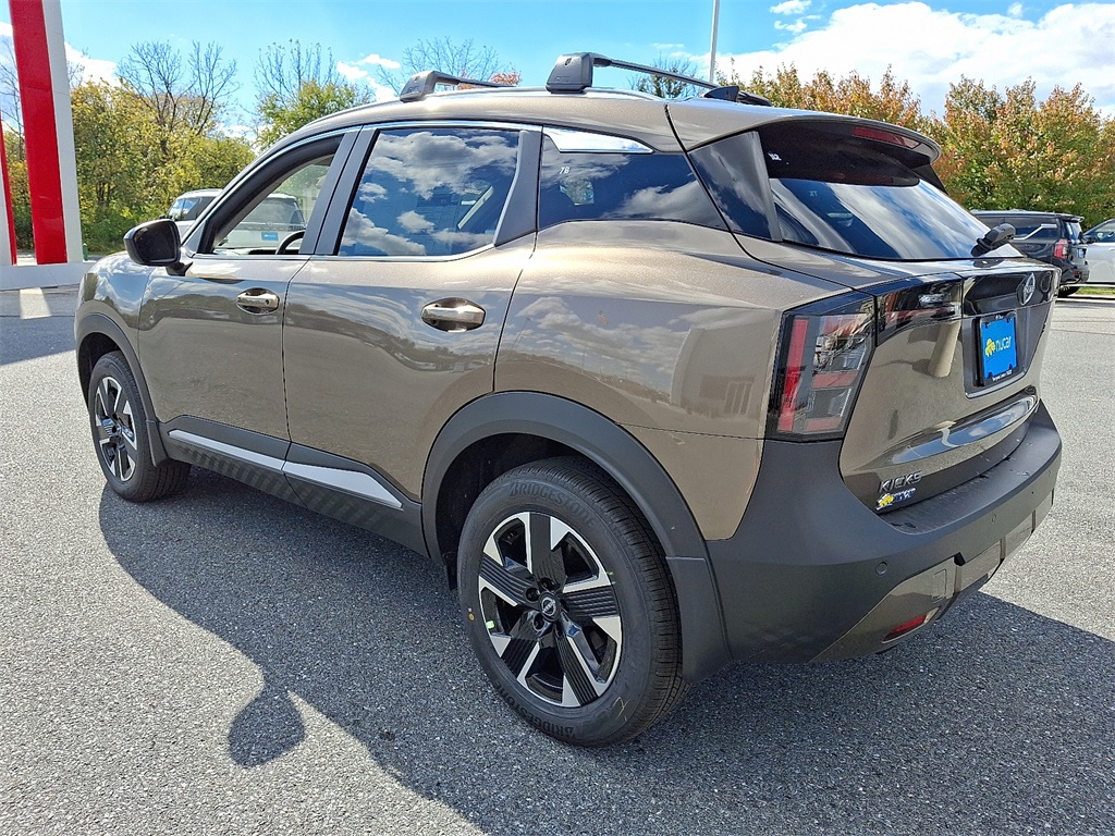 2026 Nissan Kicks SV - Photo 3