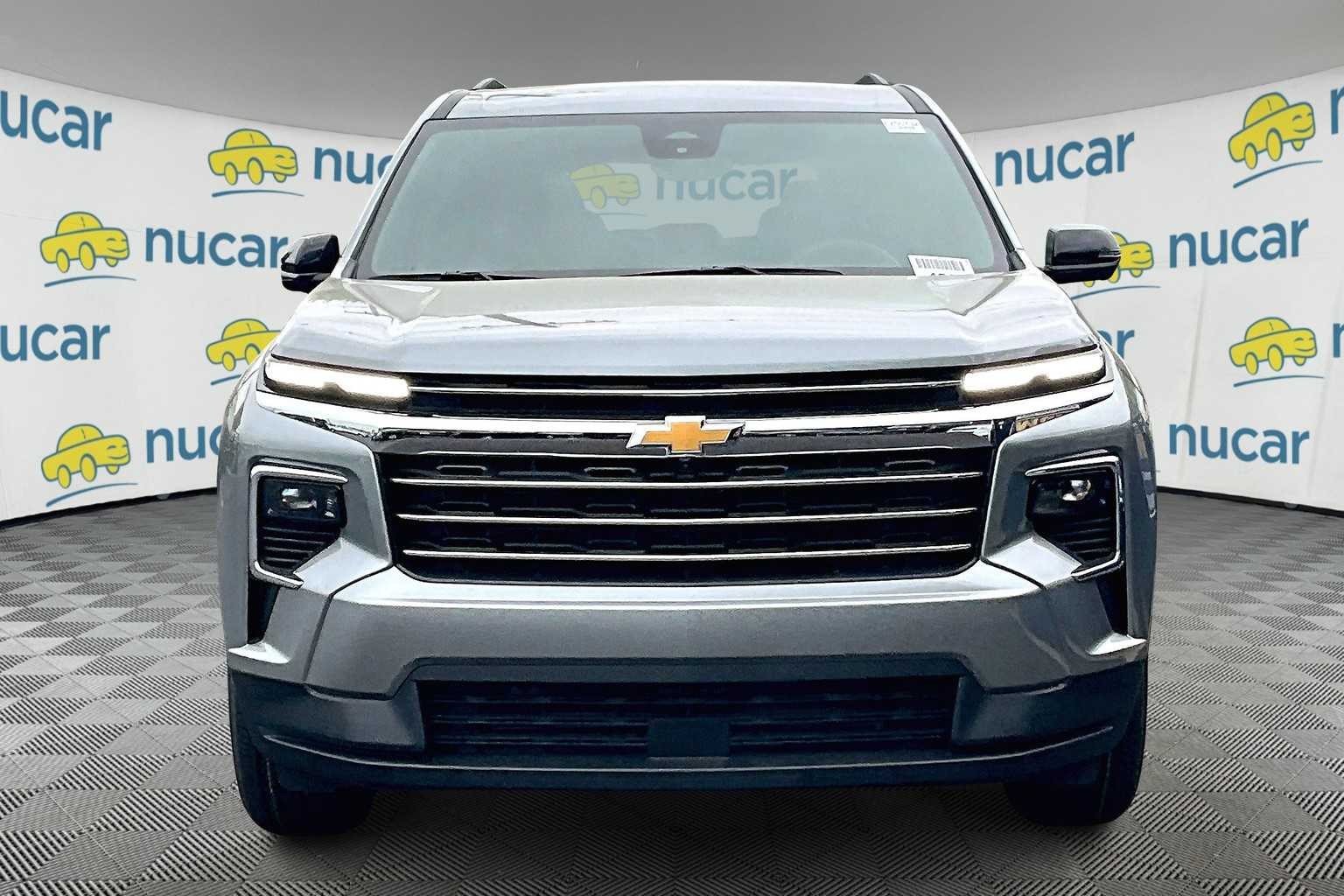 2025 Chevrolet Traverse AWD LT - Photo 3