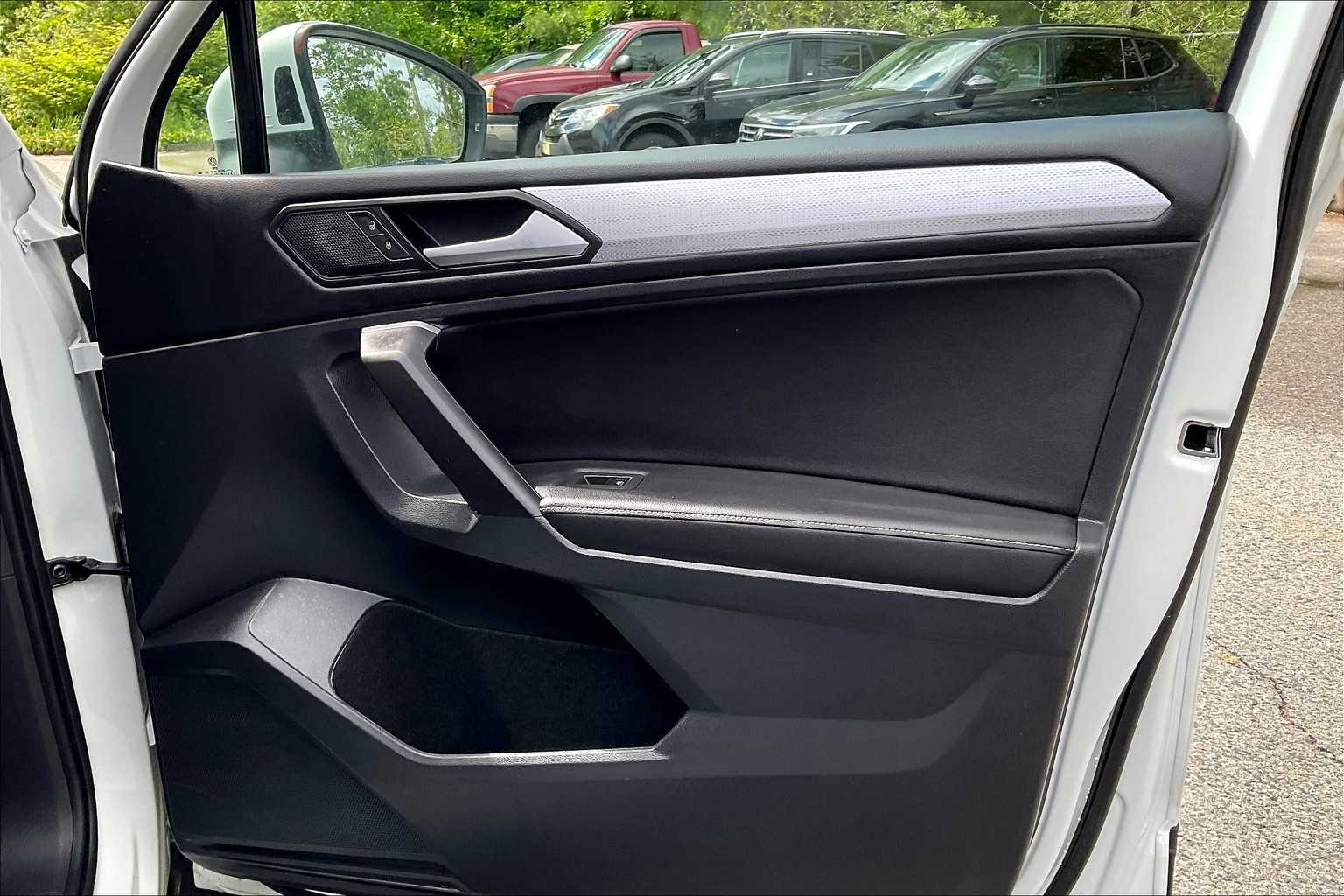 2024 Volkswagen Tiguan S - Photo 12
