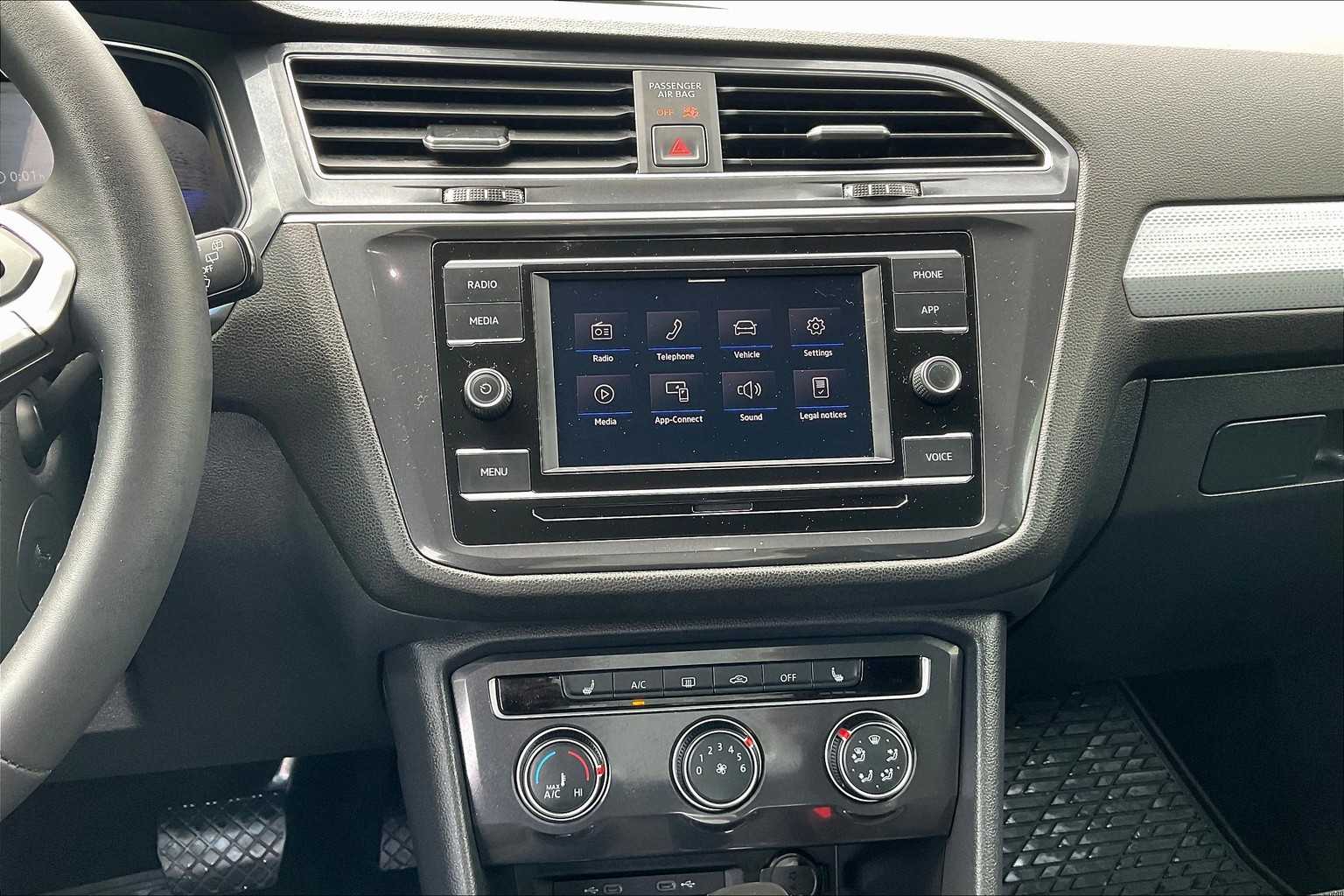 2024 Volkswagen Tiguan S - Photo 18