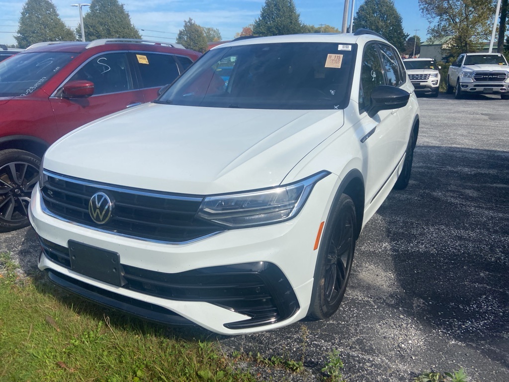 2022 Volkswagen Tiguan 2.0T SE R-Line Black - Photo 3