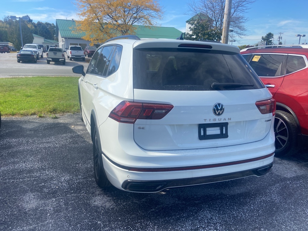 2022 Volkswagen Tiguan 2.0T SE R-Line Black - Photo 4