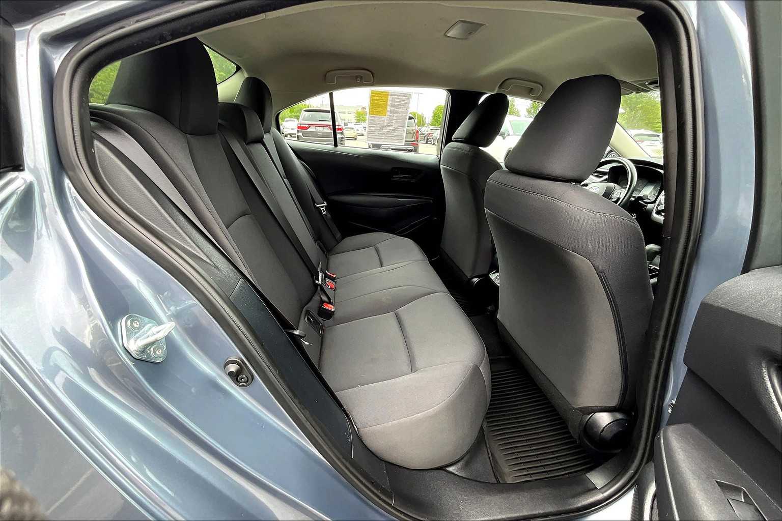2024 Toyota Corolla LE - Photo 16