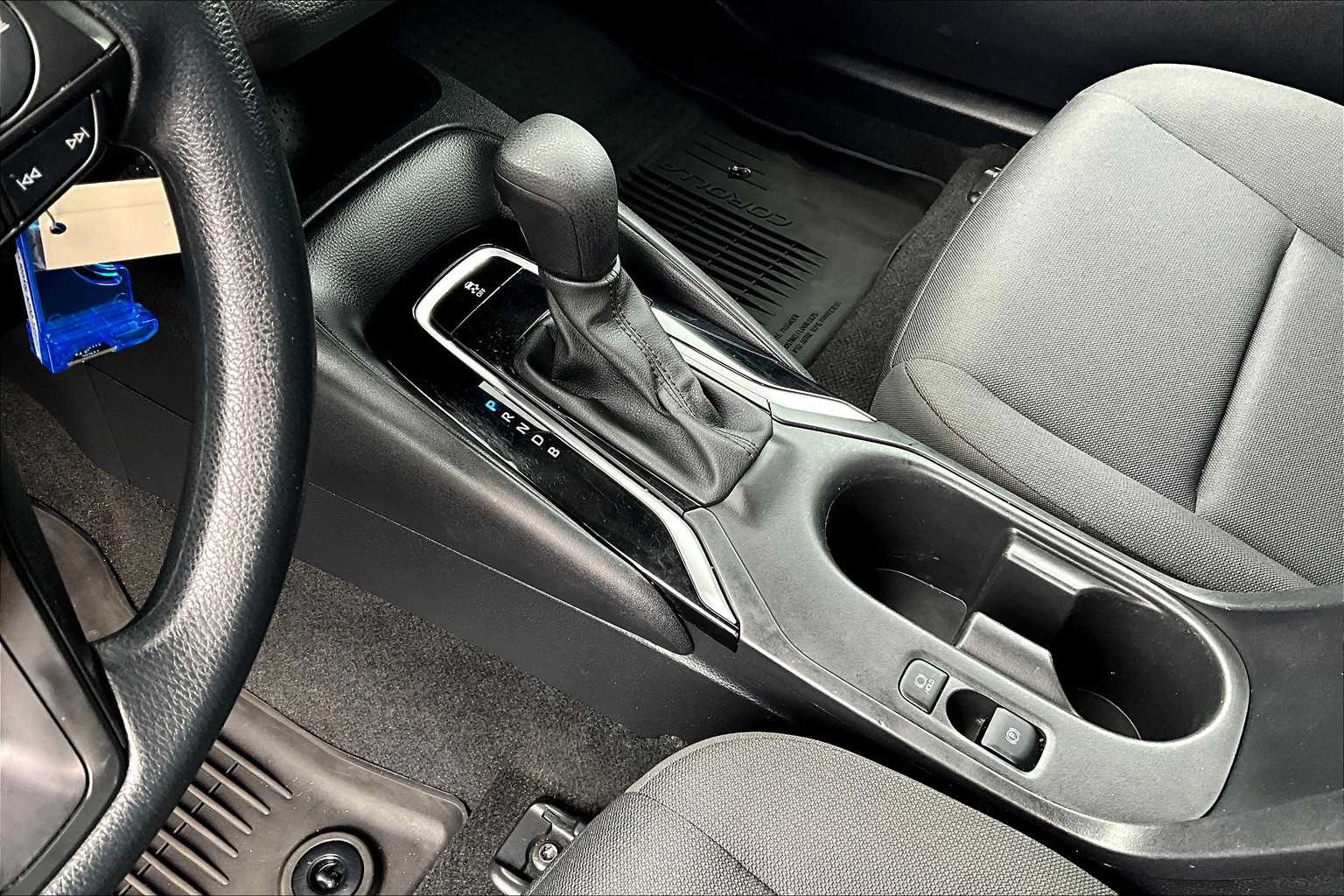 2024 Toyota Corolla LE - Photo 20