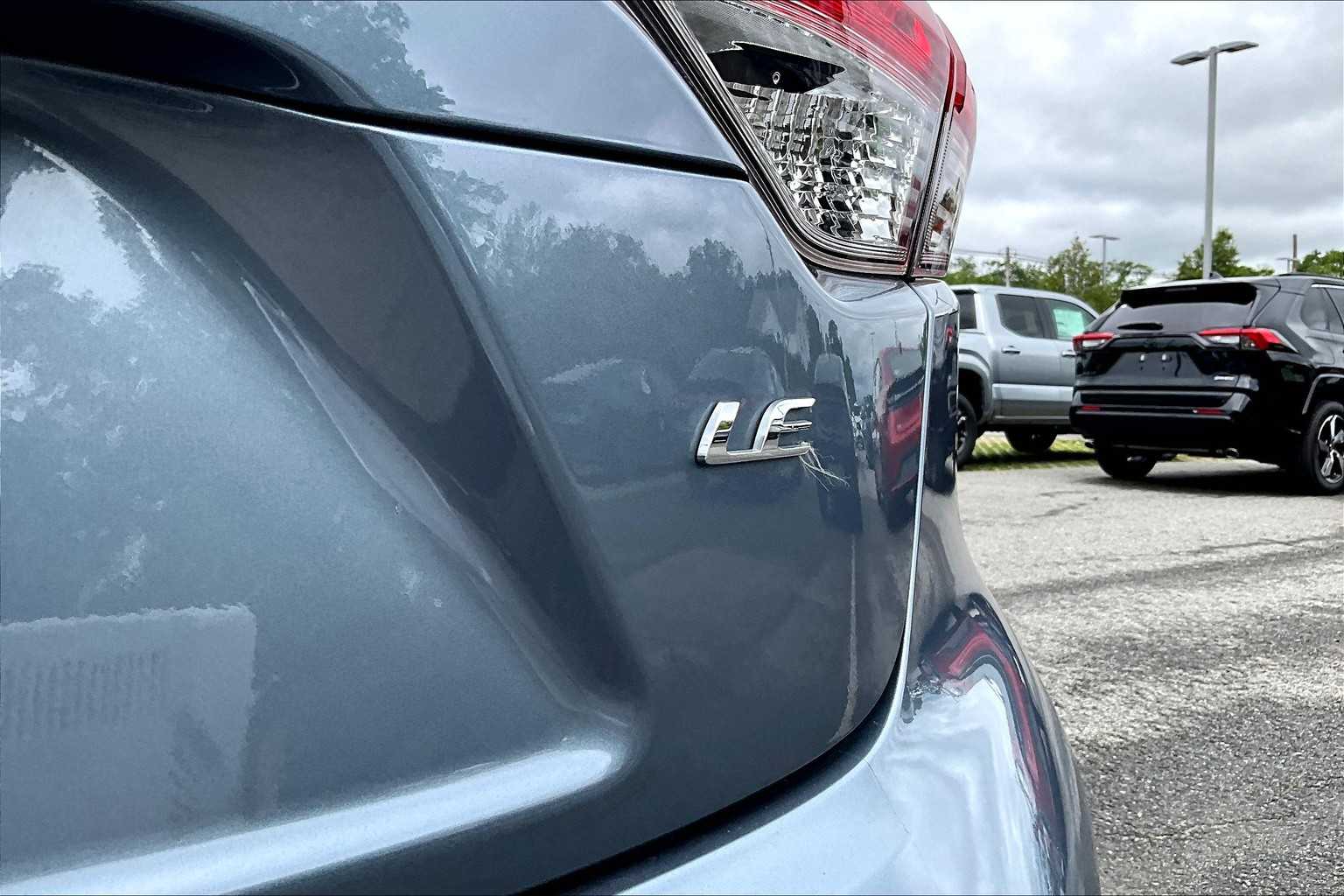 2024 Toyota Corolla LE - Photo 29