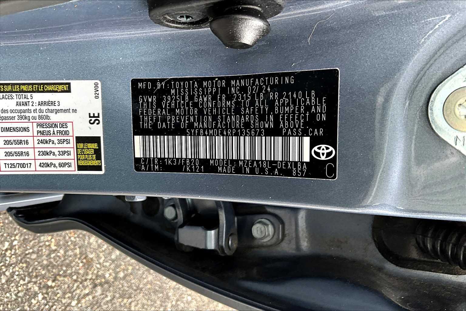 2024 Toyota Corolla LE - Photo 36