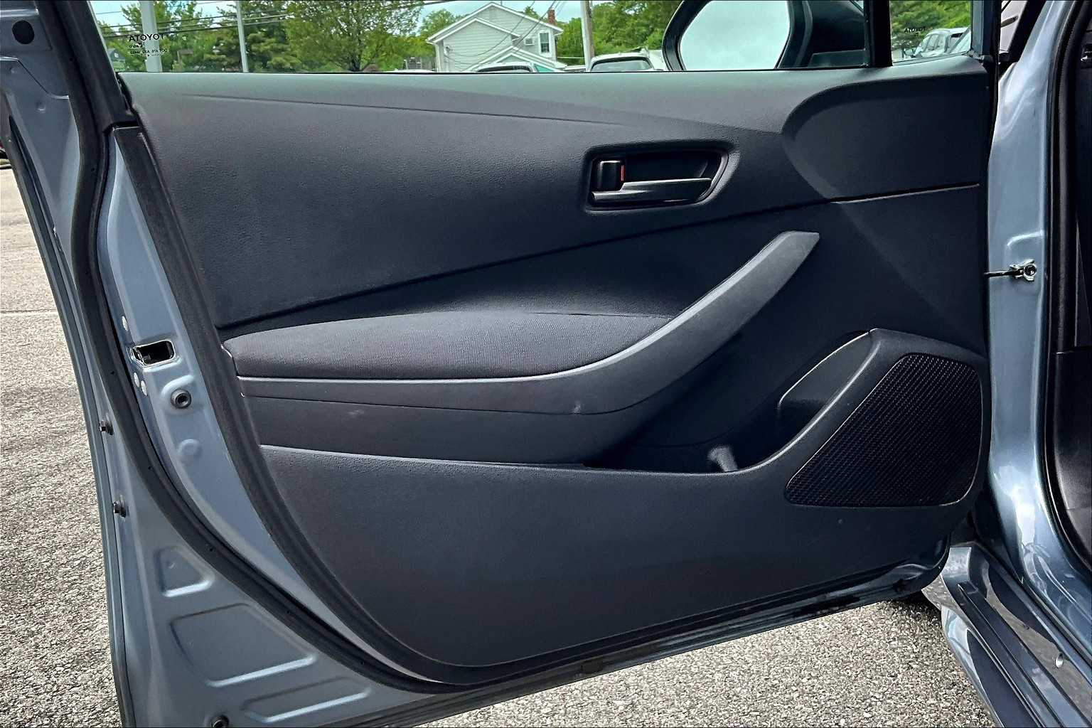 2024 Toyota Corolla LE - Photo 9