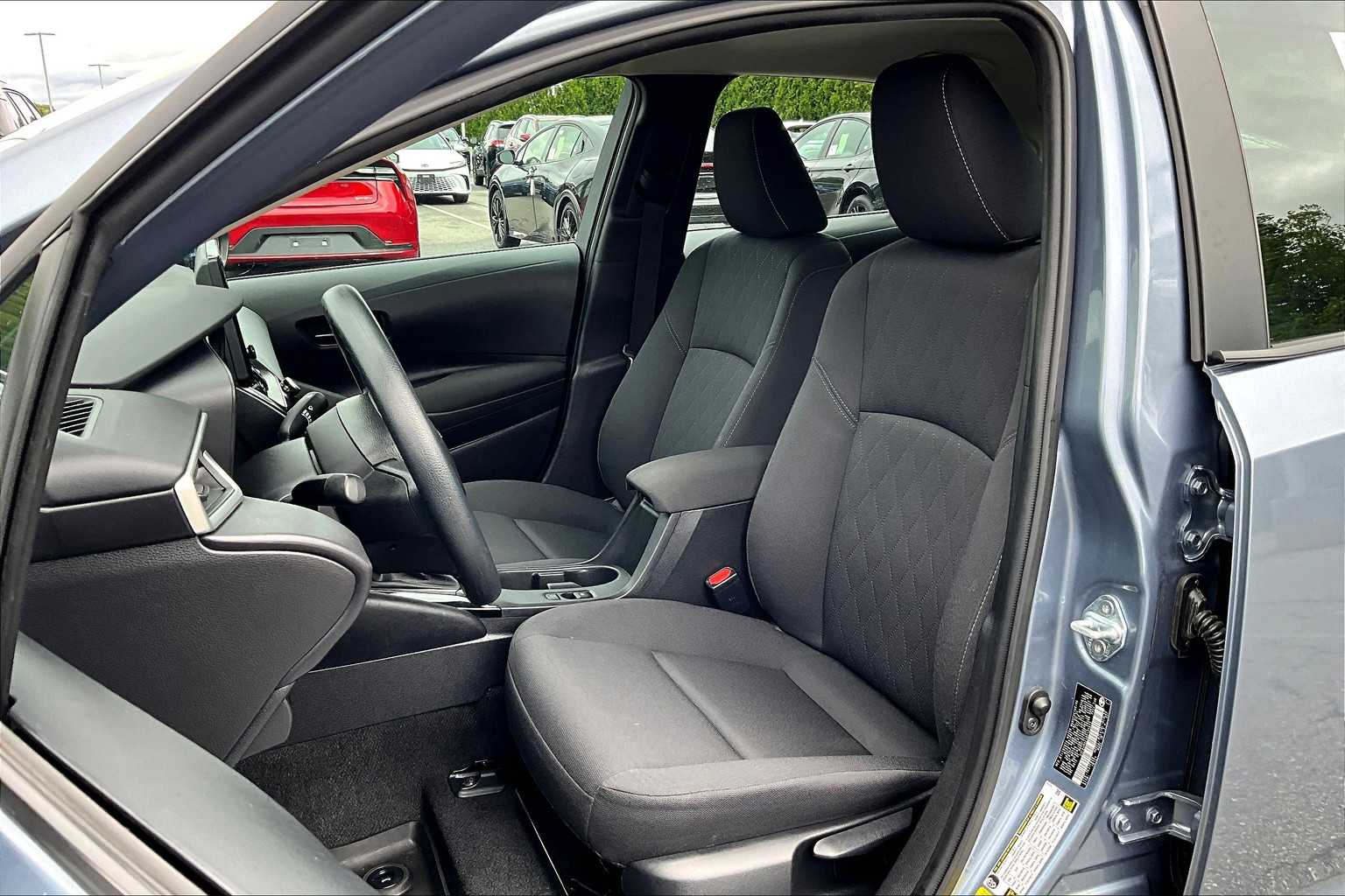 2024 Toyota Corolla LE - Photo 10