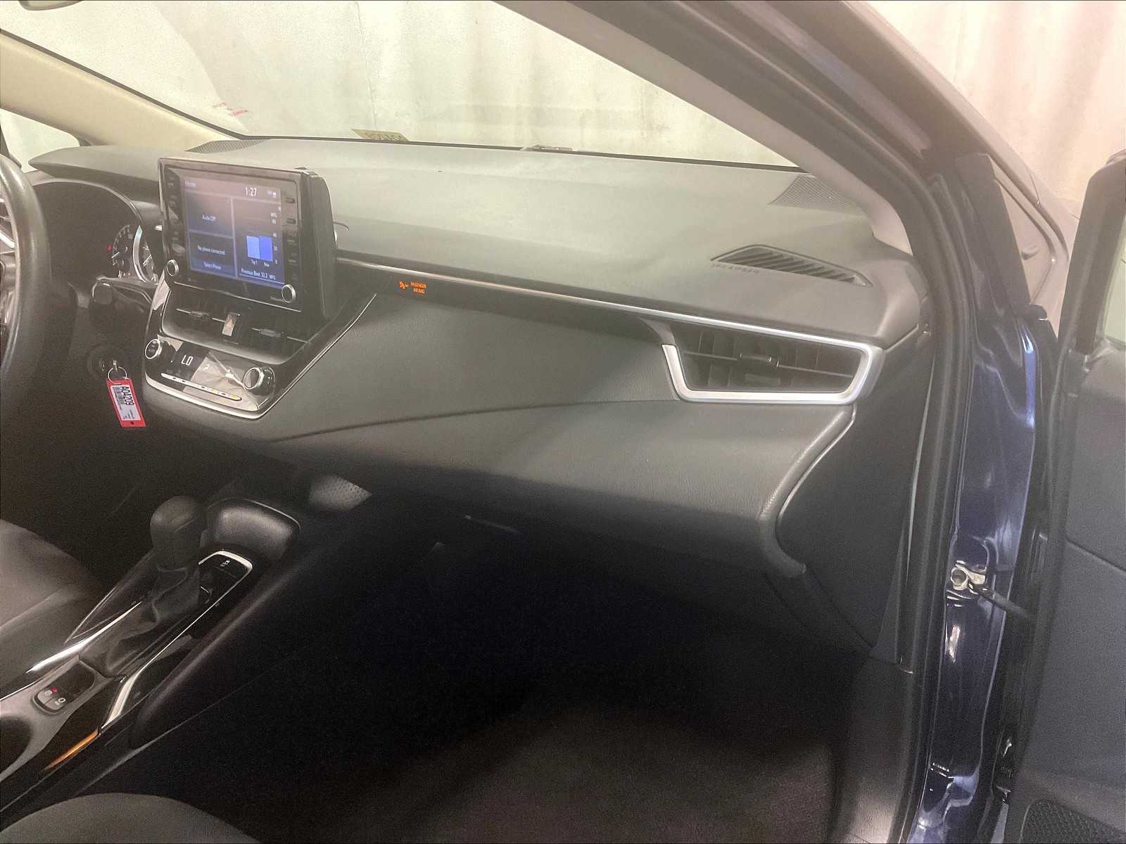 2022 Toyota Corolla LE - Photo 13