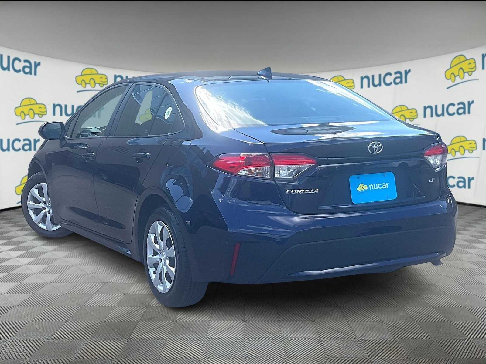 2022 Toyota Corolla LE - Photo 4