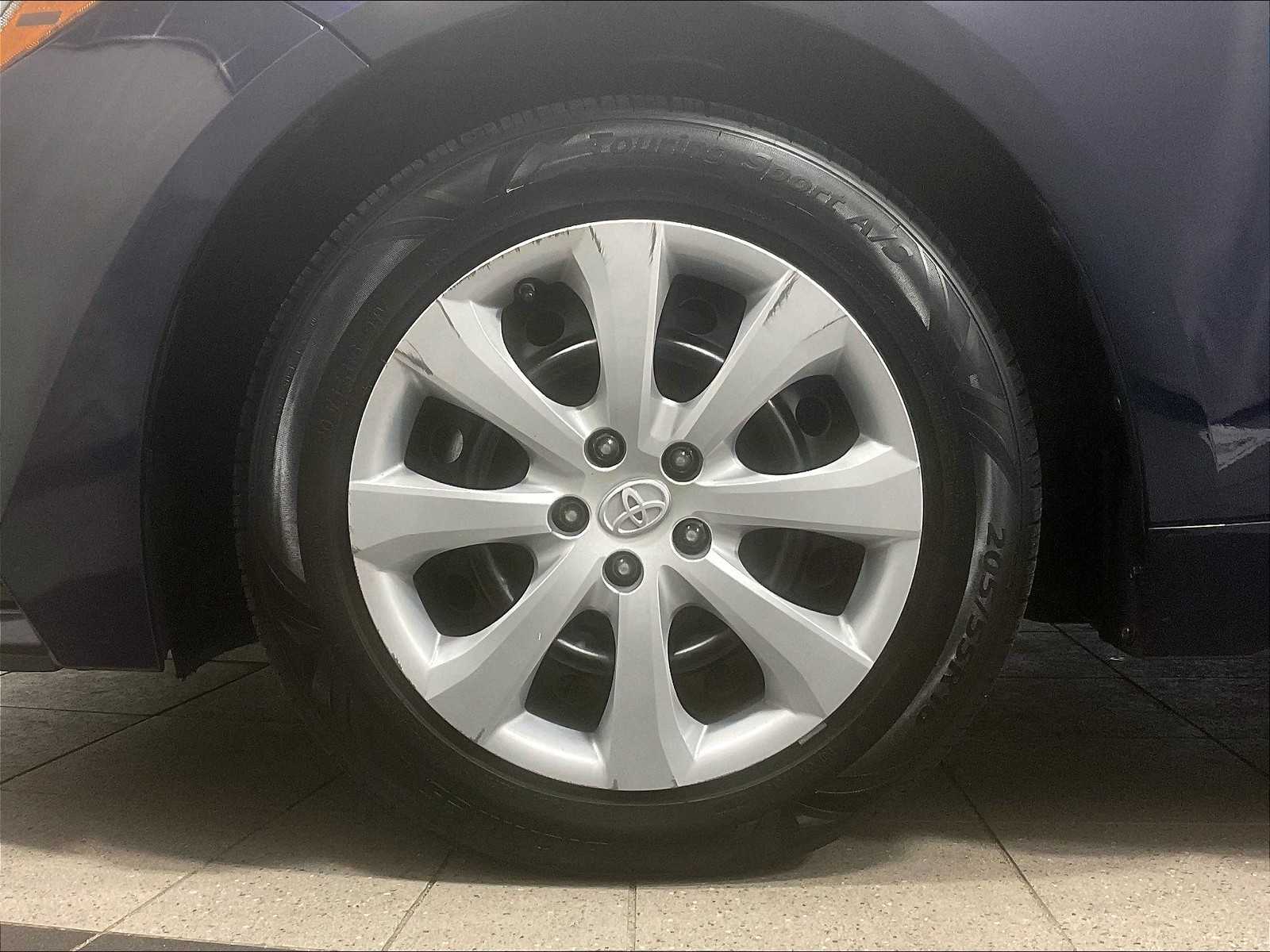 2022 Toyota Corolla LE - Photo 7