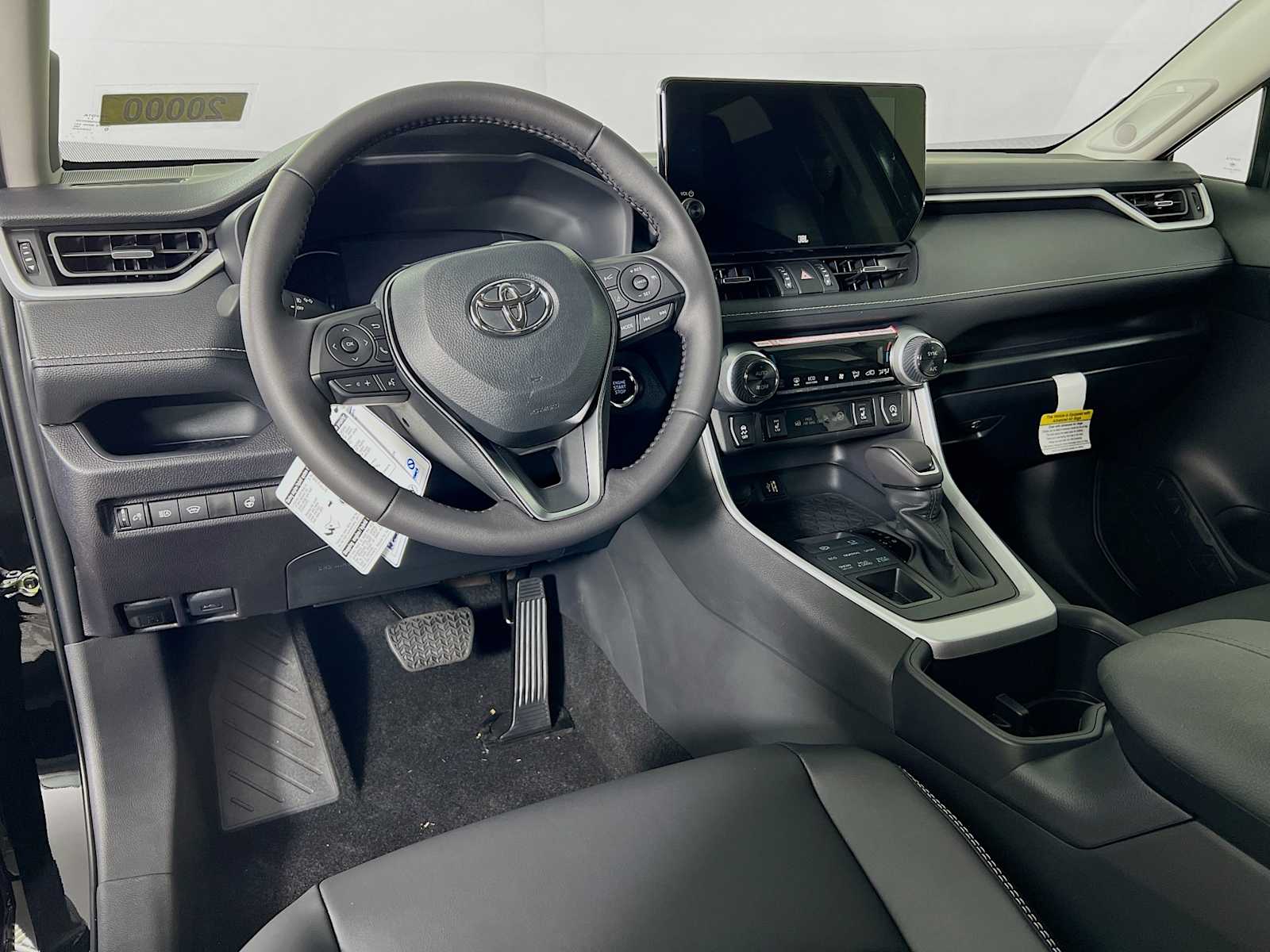 2025 Toyota RAV4 XLE Premium - Photo 6