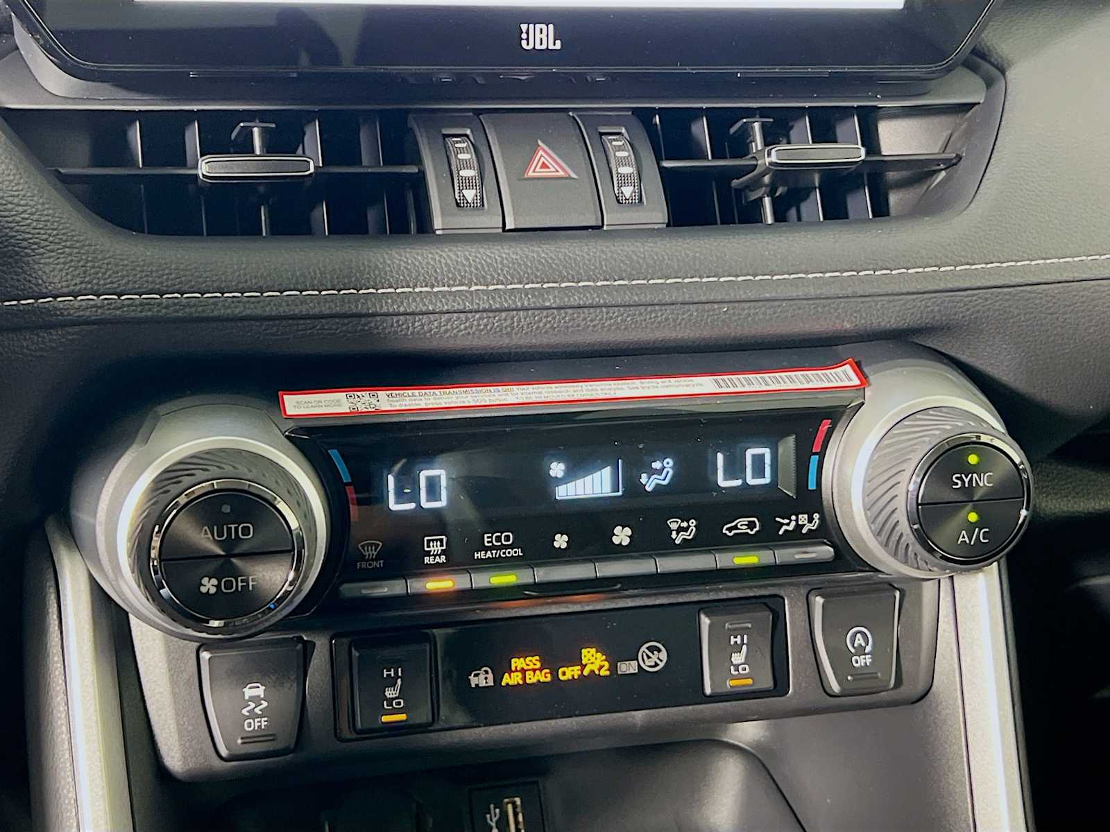 2025 Toyota RAV4 XLE Premium - Photo 10