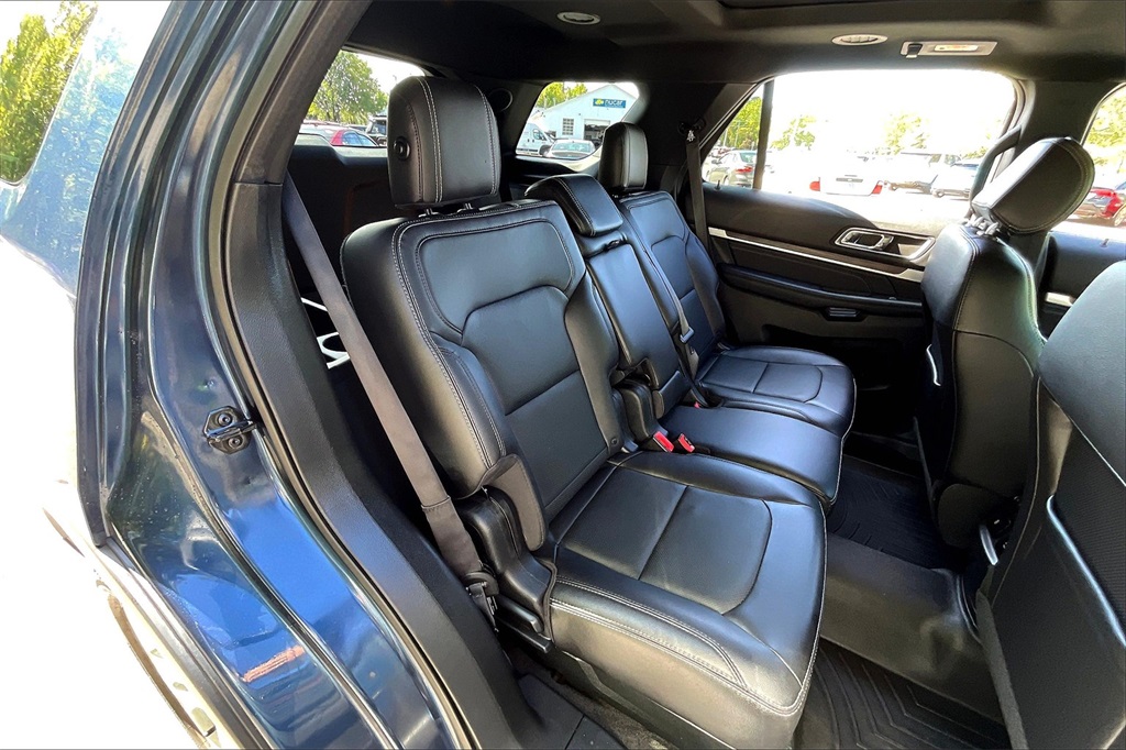 2017 Ford Explorer Limited - Photo 19