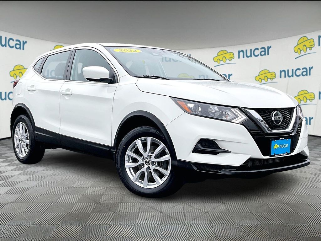 2022 Nissan Rogue Sport S