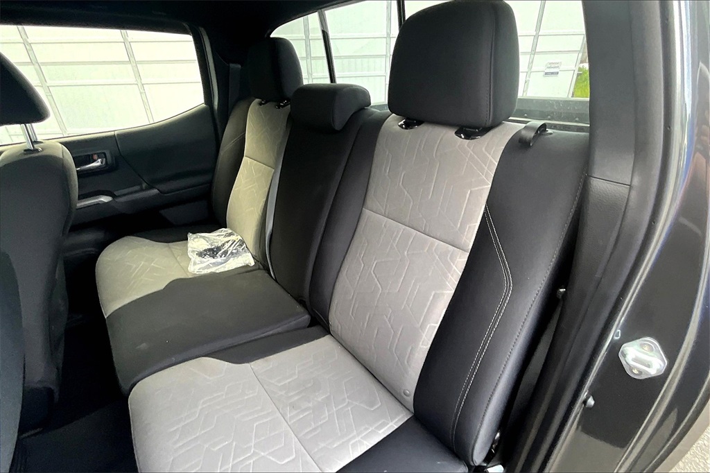 2023 Toyota Tacoma TRD Sport Double Cab 4x4 - Photo 15