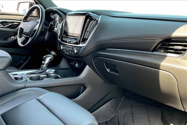 2022 Chevrolet Traverse LT Leather - Photo 13
