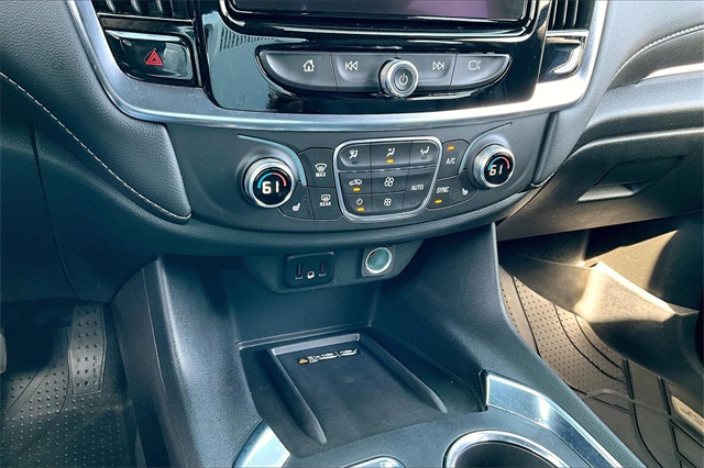 2022 Chevrolet Traverse LT Leather - Photo 23