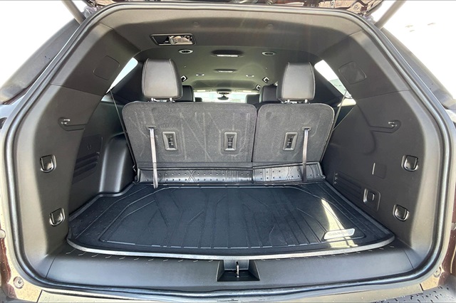 2022 Chevrolet Traverse LT Leather - Photo 25