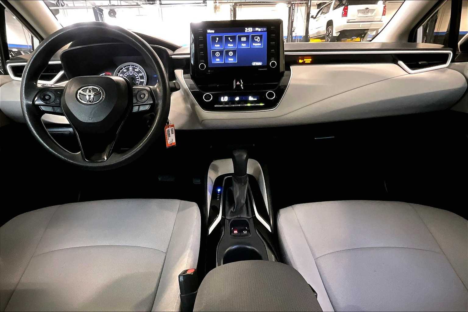 2022 Toyota Corolla LE - Photo 21