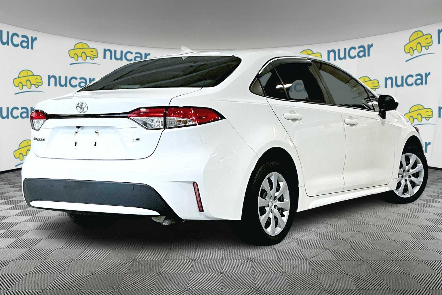 2022 Toyota Corolla LE - Photo 6