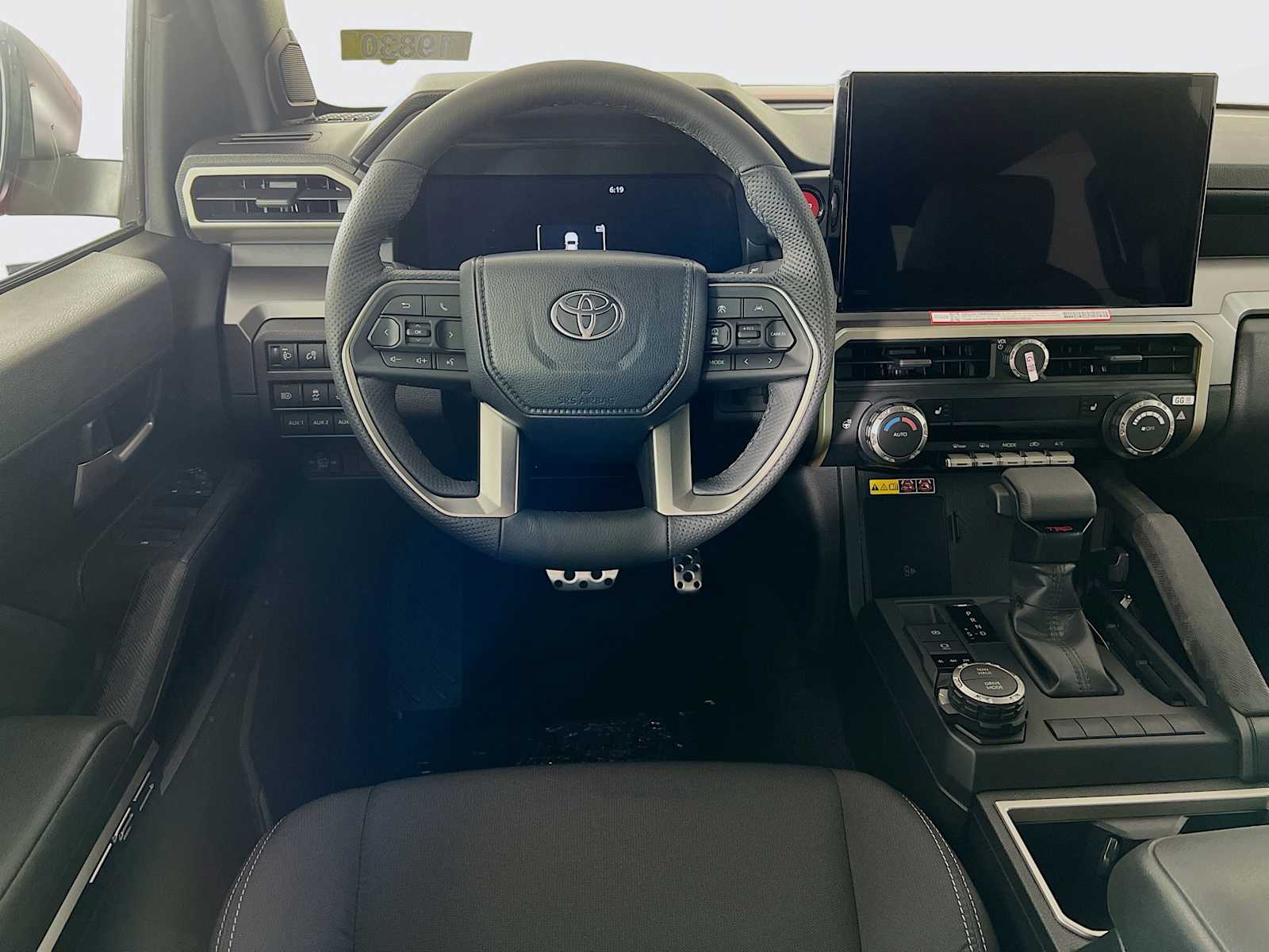 2025 Toyota Tacoma TRD Sport Hybrid - Photo 12