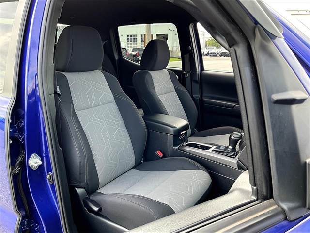 2023 Toyota Tacoma TRD Off-Road - Photo 11