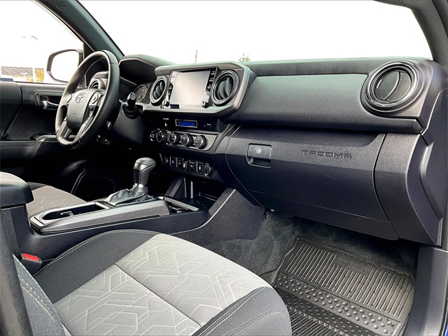 2023 Toyota Tacoma TRD Off-Road - Photo 13