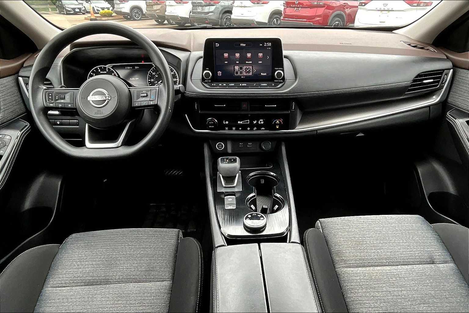 2023 Nissan Rogue SV - Photo 21