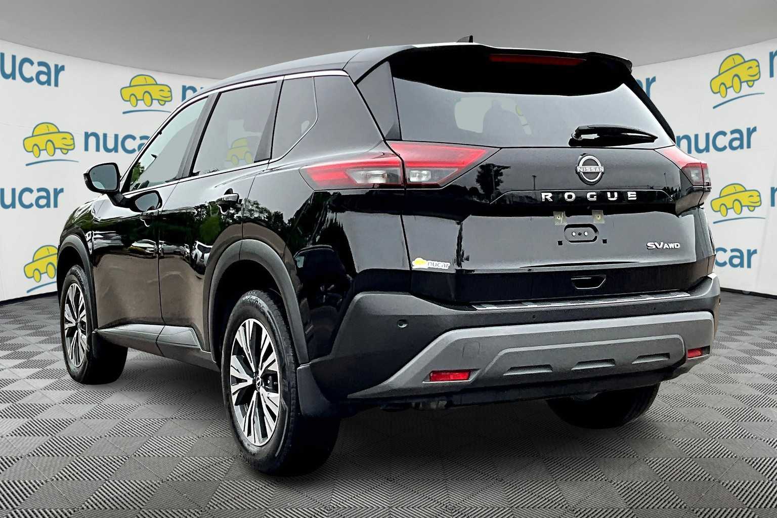 2023 Nissan Rogue SV - Photo 4