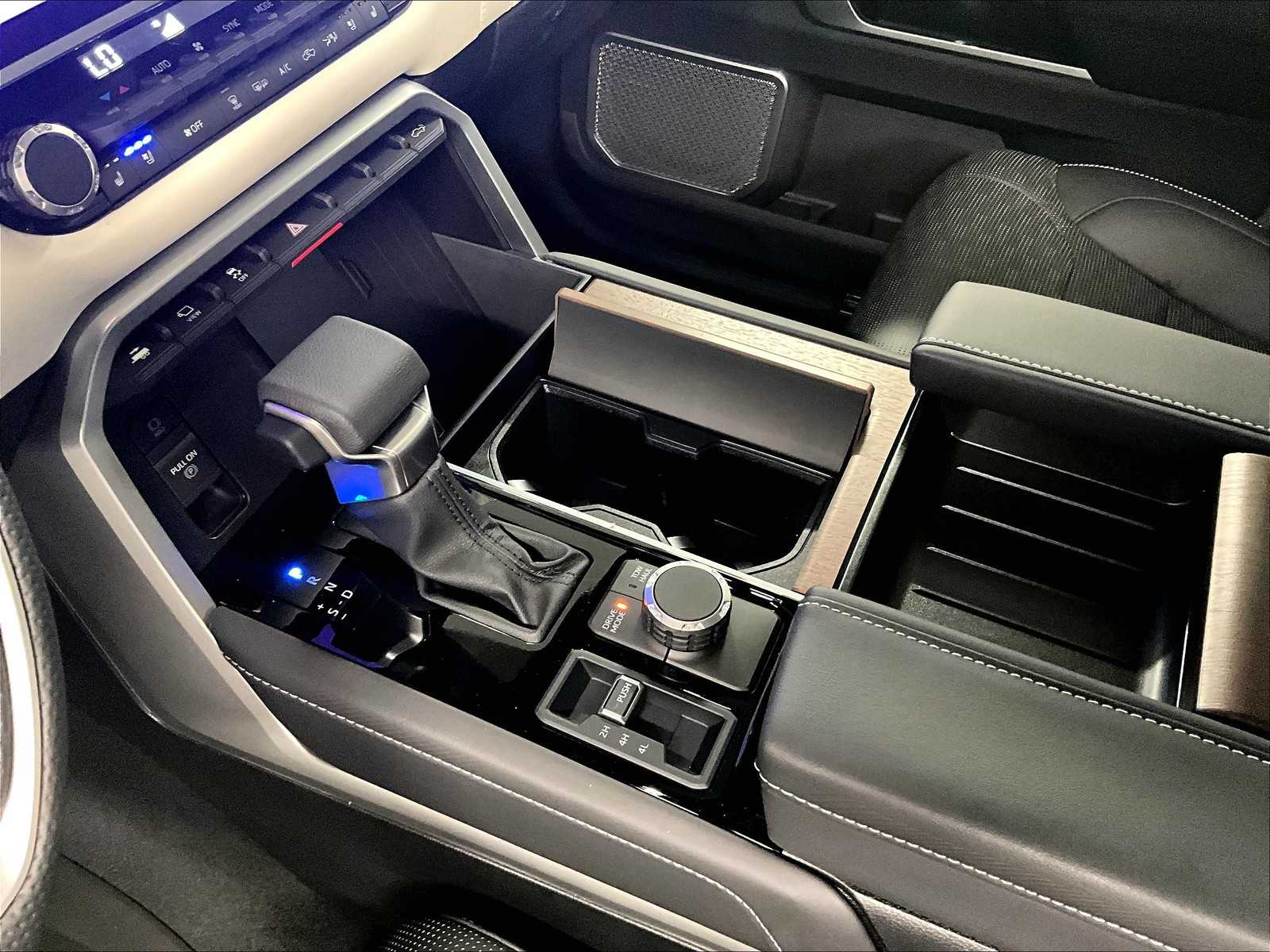 2025 Toyota Tundra Capstone Hybrid - Photo 14