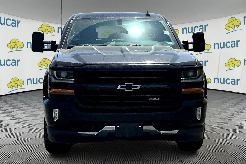 2017 Chevrolet Silverado 1500 LT - Photo 2