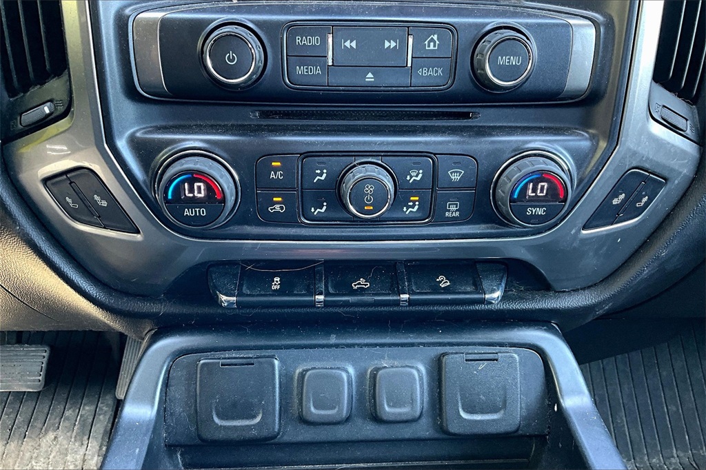 2017 Chevrolet Silverado 1500 LT - Photo 23