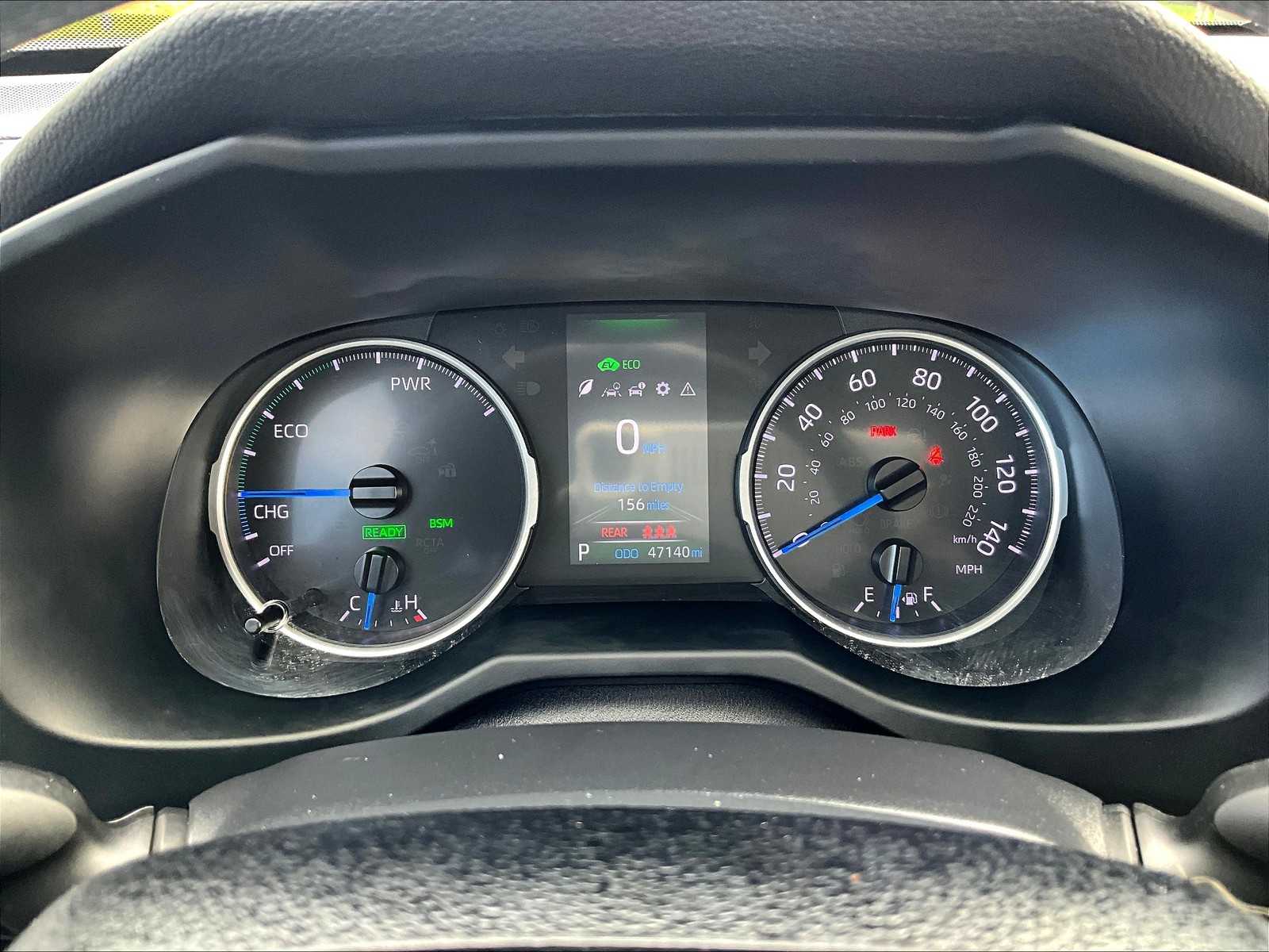 2021 Toyota RAV4 Hybrid XLE - Photo 25