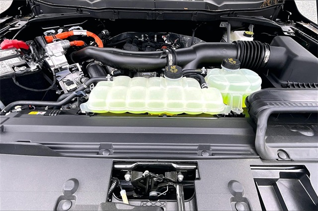 2025 Ford F-150 XLT - Photo 12