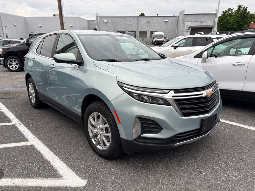 2022 Chevrolet Equinox LT - Photo 1